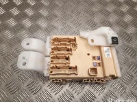 Toyota 82730-12X81, 89221-02480 / 8273012X81, 8922102480 AURIS TOURING SPORTS (_E18_) 2018 Boîte à fusibles