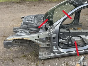 Mercedes-Benz C-CLASS (W205) 2015 Cuarto cuerpo del coche Left Front