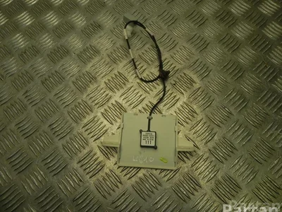 Toyota 86860-42051 / 8686042051 RAV 4 IV (_A4_) 2013 Antenne - Image 1