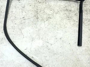 Maserati 83113900 GRAN TURISMO 2011 Uszczelka szyby bocznej