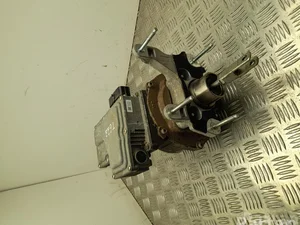 Nissan A9A000B13 LEAF (ZE0) 2011 Maître-cylindre de frein