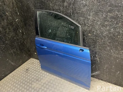 Volkswagen TOURAN (5T1) 2021 Door Right Front - Image 1