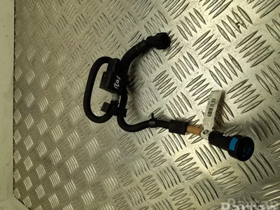 BMW 8575461 5 (G30) 2018 Tube de distribution de carburant - Image 1