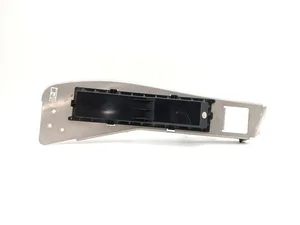 Chevrolet 84671653, 421251063, 7410100000000X Corvette (C8) 2021 Amplificateur d'antenne