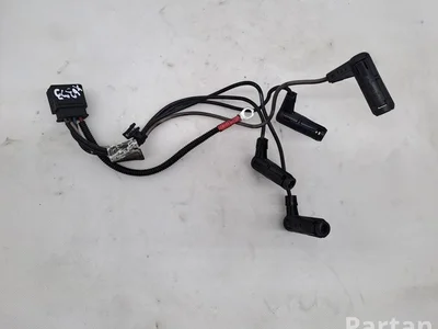 BMW 758061204B 3 Convertible (E93) 2011 Fils du compartiment moteur - Image 1