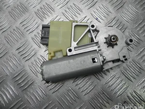 BMW 9137056 5 (E60) 2009 Moteur de lève-vitre