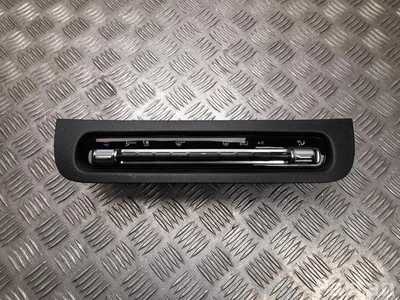 Mercedes-Benz A 447 905 57 06, A 447 680 85 05 / A4479055706, A4476808505 VITO Kasten (W447) 2025 Bedienteil Klimaautomatik - Bild 1