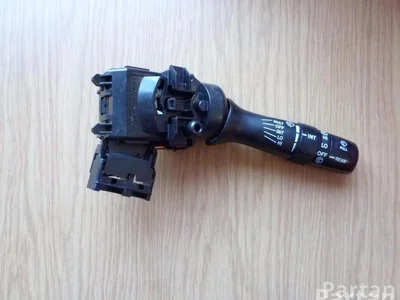 Toyota 48060-17F146, 4806017F146 / 4806017F146, 4806017F146 RAV 4 III (_A3_) 2007 Interrupteur de réglage de colonne de direction - Image 1