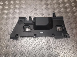 XPeng 6010480ED1 P7 2025 Накладка правой сторонe