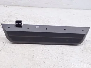 Mazda KAAA55260A CX-30 DM 2025 Schlüsselschalter für Deaktivierung des Beifahrerairbags