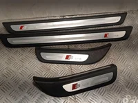 Audi 8R0853376G, 8R0853376F, 8R0853375F Q5 (8R) 2013 plaque de seuil - panneau de seuil complect