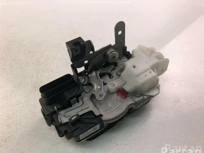 Volvo 31391825 V40 Hatchback 2017 Serrure de porte - Image 1