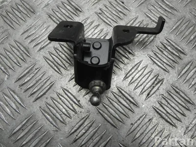 Lamborghini 4T0 809 506 B / 4T0809506B Huracán LP 580-2 2017 Скоба - Изображение 1