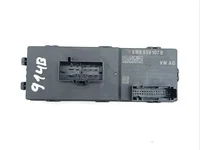 Bentley 8W8959107B BENTAYGA 2017 Valdymo blokas bagažinės dangčio