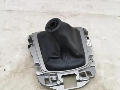 Mazda DA6T64341 CX-3 (DK) 2016 Couvercle de levier de vitesses - Image 1