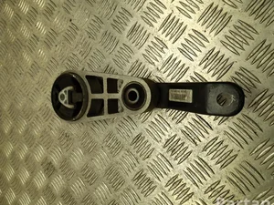 Ssangyong 20730-35000 / 2073035000 Tivoli Grand 2022 Support moteur