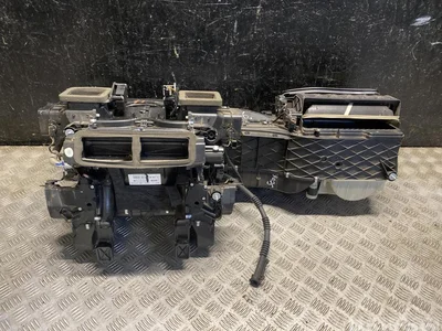 Mercedes-Benz A2228303501 S-CLASS (W222, V222, X222) 2014 Corps de soufflante - Image 1