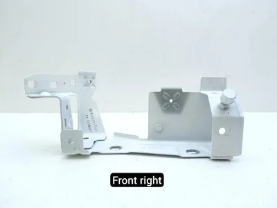 Mercedes-Benz A2968810600 EQS SUV (X296) 2023 Laikiklis sparno dešinė - Paveiksliukas 1