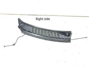 Ford USA JL1B-7802222-ADW / JL1B7802222ADW EXPEDITION (U553) 2020 Moldura Plastico Derecho Limpia