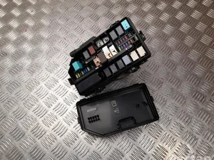 Honda 230R201Y6U, 150817, T1TE010E0 CR-V IV (RM_) 2016 Boîte à fusibles