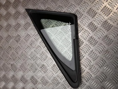 Toyota 43R-00122 / 43R00122 VERSO S (_P12_) 2013 Vitré fixe de porte Left Front - Image 1