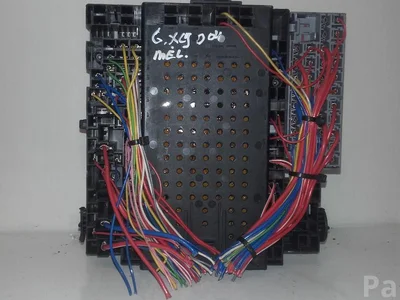 Volvo 30679527 XC90 I 2004 Boîte à fusibles - Image 1