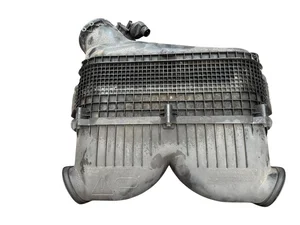 Mercedes-Benz Trucks A0040949004, A0190945102 ACTROS MP4 / MP5 2020 Air filter housing