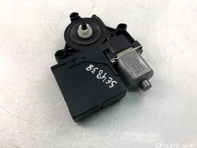 Volkswagen 988693320 PASSAT (362) 2013 Moteur de lève-vitre - Image 1