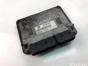 Volkswagen 03E906033L POLO (9N_) 2011 Control unit for engine