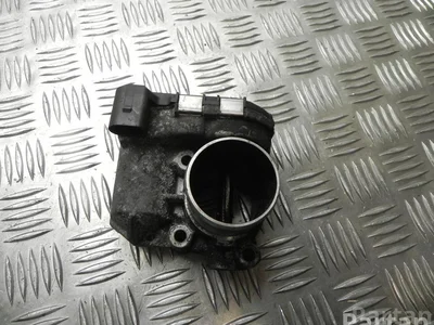 Renault 8200330810--D / 8200330810D TRAFIC II Box (FL) 2010 Corps de papillon - Image 1