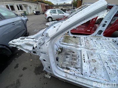 Polestar 4 2025 Kėbulo ketvirtis kairė priekis - Paveiksliukas 1