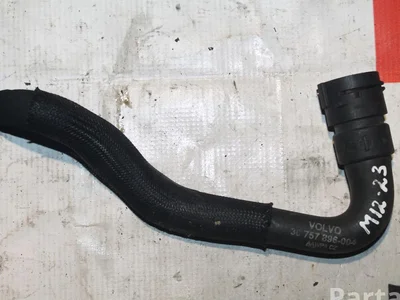 Volvo 30757896004 XC60 2010 Tuyau distributeur - Image 1