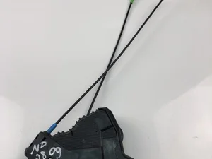 Toyota 170117A AURIS (_E18_) 2016 Serrure de porte Left Front