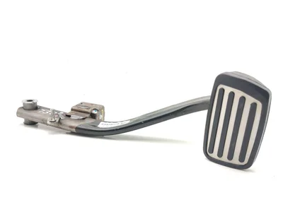 Chevrolet 23333578 CORVETTE Convertible (C7) 2016 Pédale de frein - Image 1