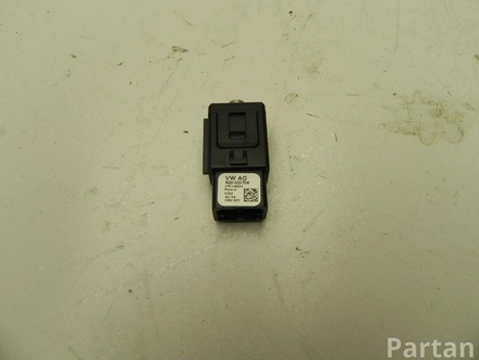 SKODA 5Q0 035 724 / 5Q0035724 YETI (5L) 2014 Input device