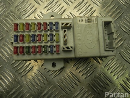 KIA 91170-3E920 / 911703E920 SORENTO I (JC) 2005 Fuse Box