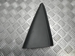 Toyota 67673-0D030 / 676730D030 YARIS (_P13_) 2020 Garniture /moulage