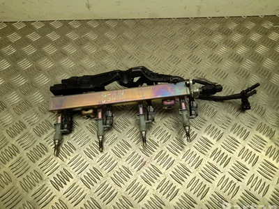 Lexus 82125-33180, 23250-25020 / 8212533180, 2325025020 ES VII XZ10 2024 Distribution de carburant - Image 1