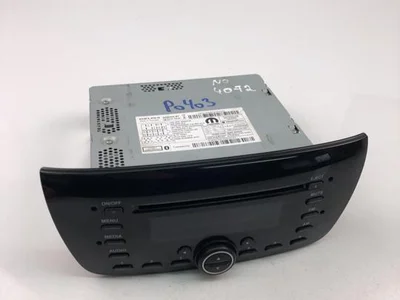 Opel 7356341160 COMBO Tour 2010 Système audio / vidéo / navigation - Image 1