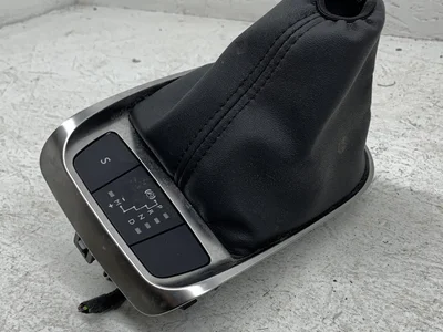 Citroën 9821872380, 98181932ZD C4 CACTUS 2019 Couvercle de levier de vitesses - Image 1