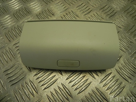 SKODA 1K0 868 837 E / 1K0868837E YETI (5L) 2014 Glove box