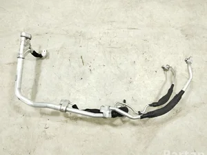 Porsche 9J1816112J Taycan 4S 2022 Climatisation, Tuyaux / Tubes