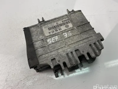 Volkswagen 030906027AA; 0261204617 / 030906027AA, 0261204617 POLO (6N1) 1997 Control unit for engine - Image 1