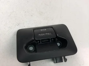 Volvo 30773539 XC60 2015 Bouton de frein de stationnement électromécanique