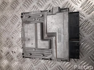 Mercedes-Benz A 271 010 74 46 / A2710107446 C-CLASS (W204) 2008 Unité de contrôle moteur