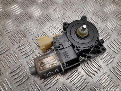 Ford DS73-F27000 / DS73F27000 MONDEO V Turnier 2021 Moteur de lève-vitre Right Rear - Image 1