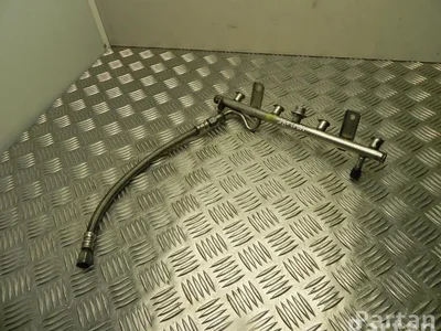 Mercedes-Benz A 272 078 00 92 / A2720780092 C-CLASS (W204) 2008 Distribution de carburant - Image 1