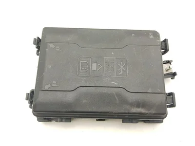 Chevrolet CORVETTE (C7) 2015 Boîte à fusibles - Image 1