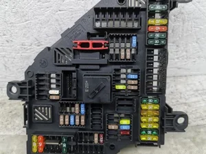 BMW 9210860 X3 (F25) 2011 Boîte à fusibles