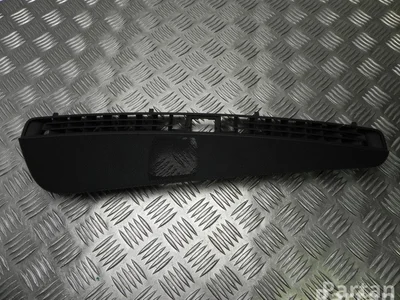 Audi 8V2 819 635 D / 8V2819635D A3 Limousine (8VS, 8VM) 2018 Grille de haut-parleur - Image 1